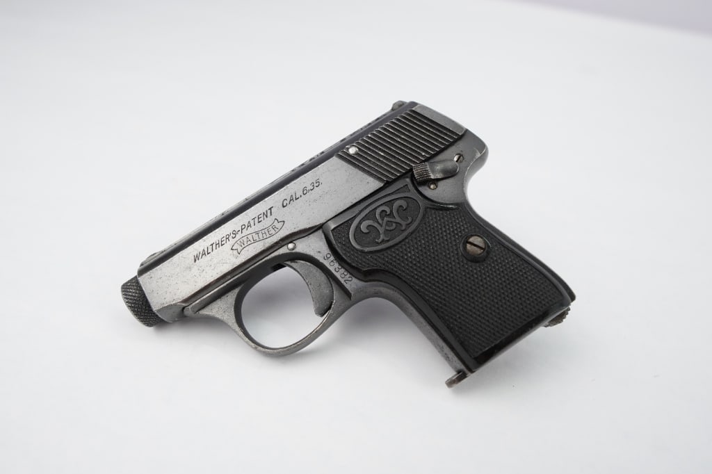 Walther Model 5 6.35: The Walther Model 5 is a vintage pocket pistol that was produced in the early 1900's. This little pistol is a fantastic addition to any historically minded firearms collection. 1-5 round magazine incl