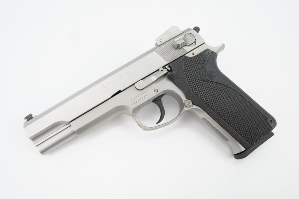 SMITH & WESSON 4506-1 45: The Smith & Wesson Model 4506 is a third-generation semi-automatic pistol from Smith & Wesson's 4500 series of handguns. The 4506 is chambered for the .45 ACP cartridge and, with the purchase of speci