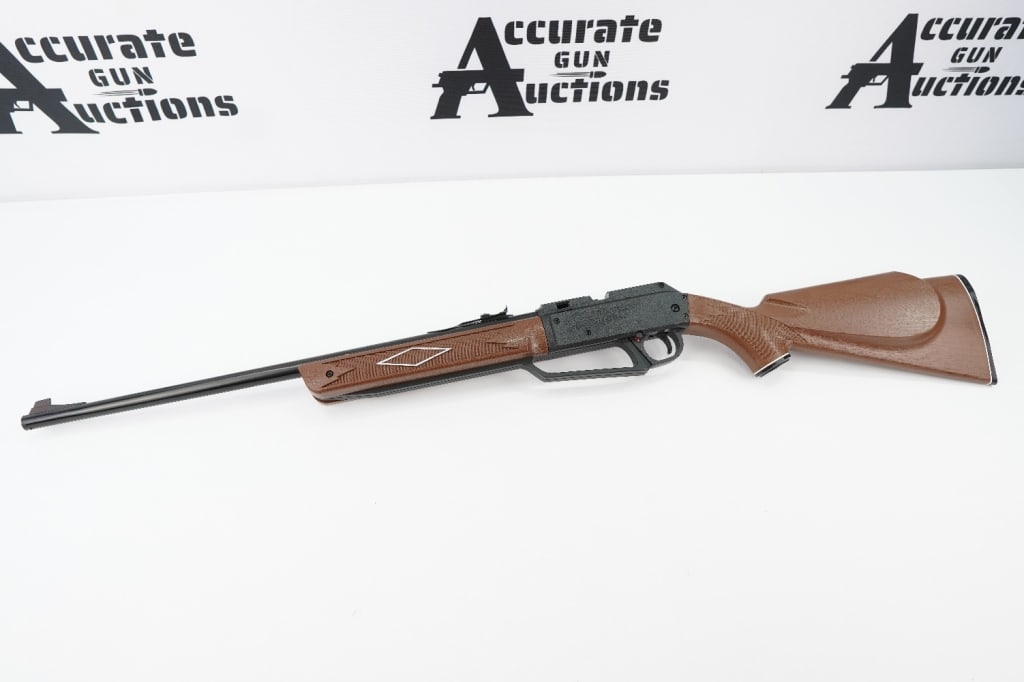 Daisy Power line 88 .22 BB: Features a wood grain, molded Monte Carlo stock and forearm. Pour up to 50 BBs into the magazine then every time you pull back the bolt and push it forward you’ll load another BB. Or single-load you