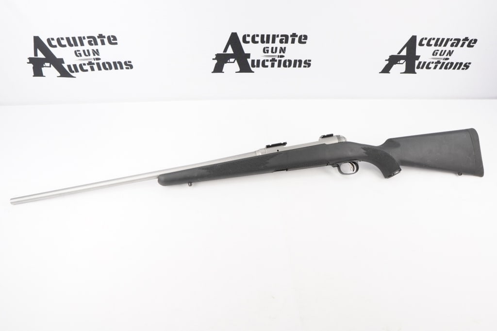 Savage Arms 116 6.5mm-.284 Norma: This Savage 116 is a bolt action rifle featuring a 24? barrel with a bright bore. The rifle is chambered in 6.5mm-.284 NORMA and is in excellent condition, showing minimal signs of use or wear. Please