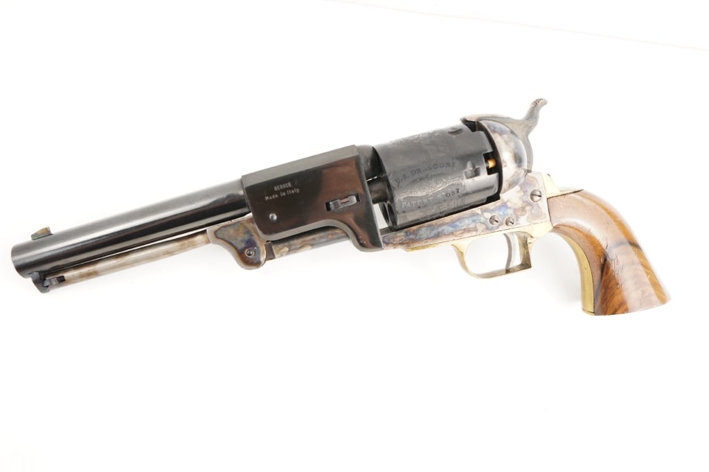 Geroco US Dragoon .44 BP: This is a beautiful Geroco Colt 2nd Model Dragoon .44 caliber cap and ball revolver complete with the original box. Manufactured in 1969 in Italy by Geroco, this 2nd Model Dragoon is an excellent repr