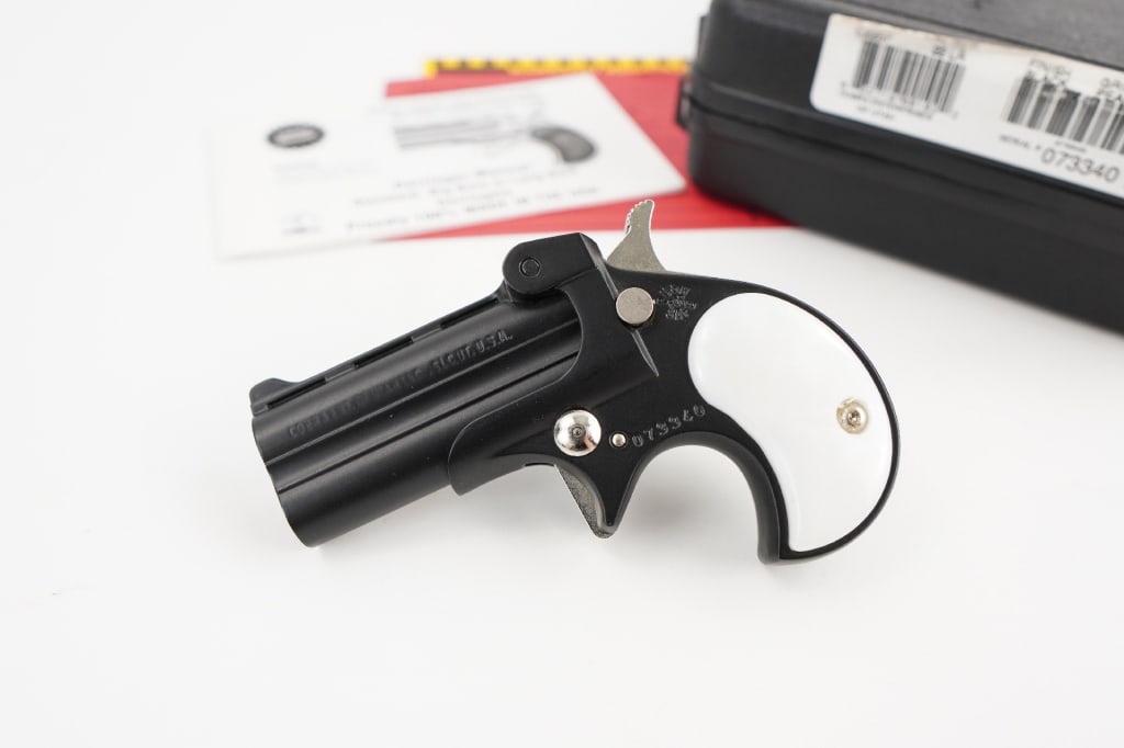 Cobra C22 .22 LR: Derringers have more than 100 years of popularity and they continue to top the charts in sales today! From the Cowboy Action Shooter to the Harley Davidson rider, there?s a Derringer to fit your perso