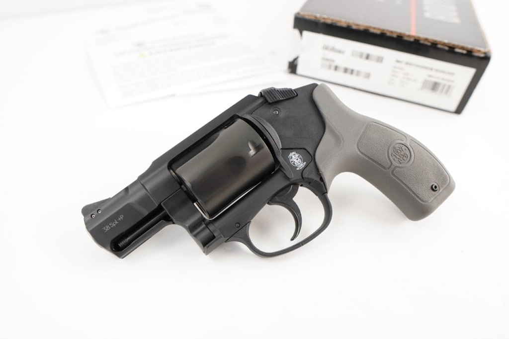 Smith & Wesson M&P Bodyguard .38 Spl +P: Chambered in .38 S&W Special +P, the new M&P Bodyguard 38 revolver is double action only and features a 1.875? stainless steel barrel with a lightweight, one-piece aluminum alloy upper frame, making i