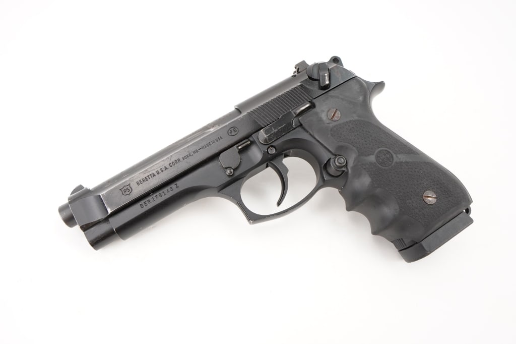 Beretta USA CORP 92FS 9mm Parabellum: The Beretta 92 FS was designed to be and remain the most accurate, durable and reliable semi-automatic pistol on the market. Easy to use, absolutely safe and with impressive firepower, it remains the 