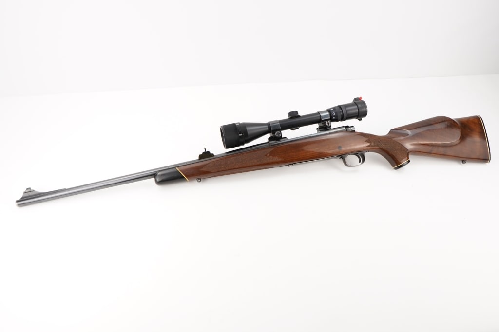 Winchester 70 22-250: Winchester Model 70 Featherweight Blued Bolt Action Rifle - 22-250 Remington - 22in - The Model 70 action offers Pre-'64 style Controlled Round Feeding, a Three-Position Safety and is highlighted by a