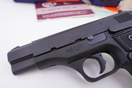 Colt All American 2000 9mm "1993"