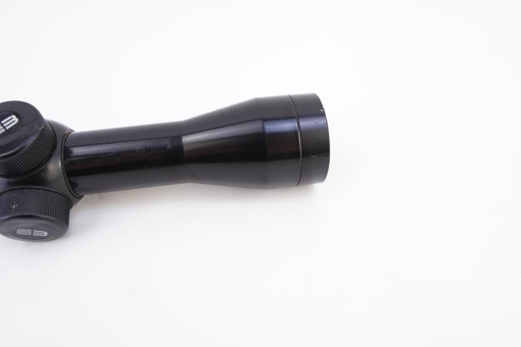 Meopta Leatherwood: The Meopta Leatherwood 4x32 scope is a fixed-power, compact rifle scope known for Meopta's quality optics in a durable, classic design, often featuring a 1-inch tube, second focal plane reticle (like 