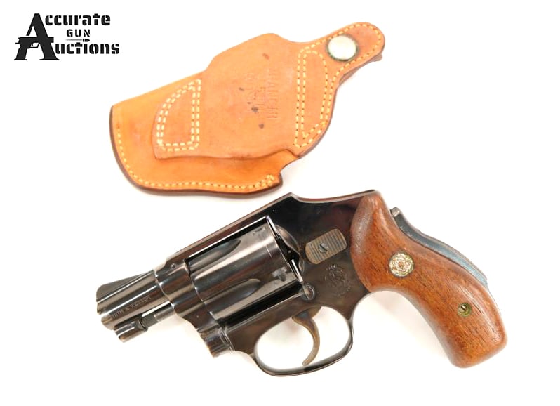 Smith & Wesson 40 - Centennial 38 Special (1 of 19)