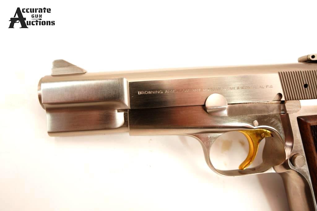 Fabrique Nationale Hersta Hi-Power 9mm: Make: Fabrique Nationale Hersta Model: Hi-Power Caliber: 9mm Action: Semi Barrel: 4 Bore: Shiny Serial # 245PZ73141 Condition: Good Importer: Browning Arms Manufactured in 1981 as per serial number.