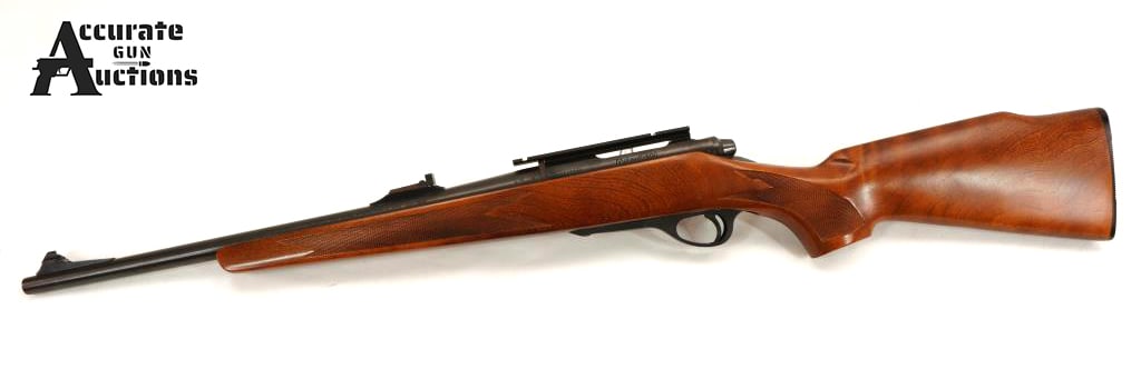 Remington Arms Mohawk 600 243 Win: Make: Remington Arms Model: Mohawk 600 Caliber: 243 Win Action: Bolt Barrel: 20 Bore: Bright Serial # A6545264 Condition: Very Good Made in 1975 this Mohawk is one of less than 100,000 rifles ever