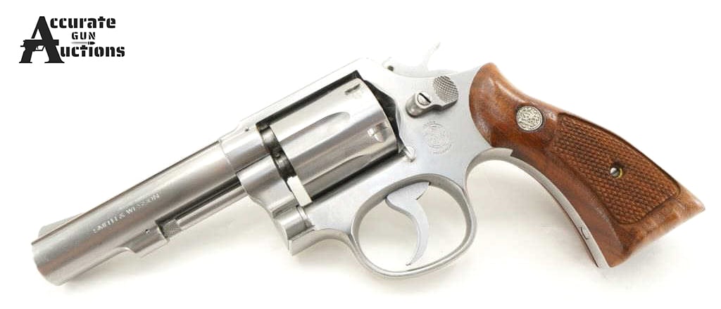 Smith & Wesson 64-3 .38 S&W SPL (1 of 11)