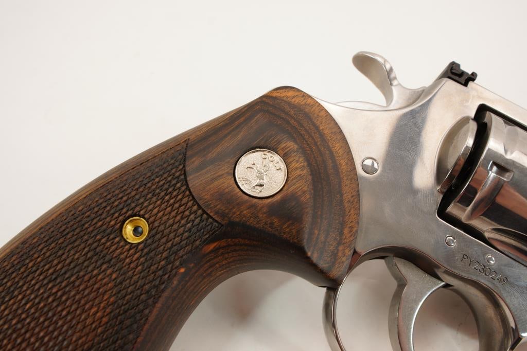Colt Python .357 MAG - 12