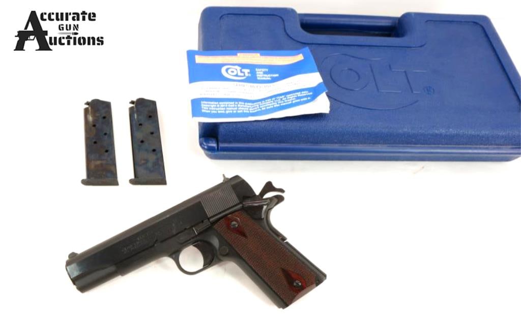Colt Series 80 Government Mode 45 Auto: Make: Colt Model: Series 80 Government Mode Caliber: 45 Auto Action: Semi Barrel: 5 Bore: Shiny Serial # GV203319 Condition: Very Good Classic M1911A1 "Government Model." Chambered in .45 ACP, it
