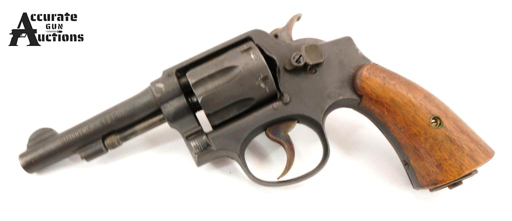 Smith & Wesson Victory US Navy .38 Spl: Make: Smith & Wesson Model: Victory US Navy Caliber: .38 Spl Action: DA Barrel: 4 Bore: Shiny Serial # V7759 Condition: Very Good The Smith & Wesson Victory Model, serial number V7759, is a World War 