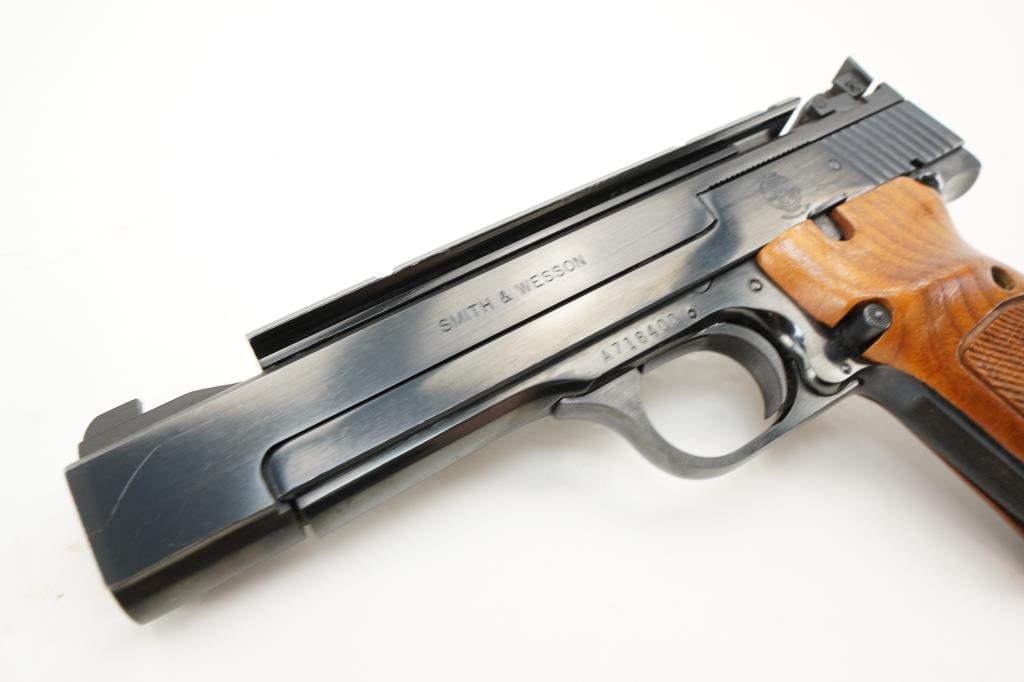 Smith & Wesson 41 .22 LR - 3