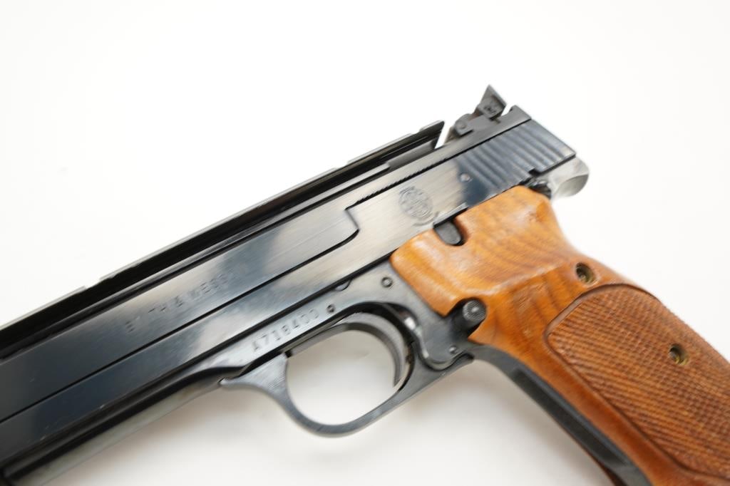 Smith & Wesson 41 .22 LR - 4