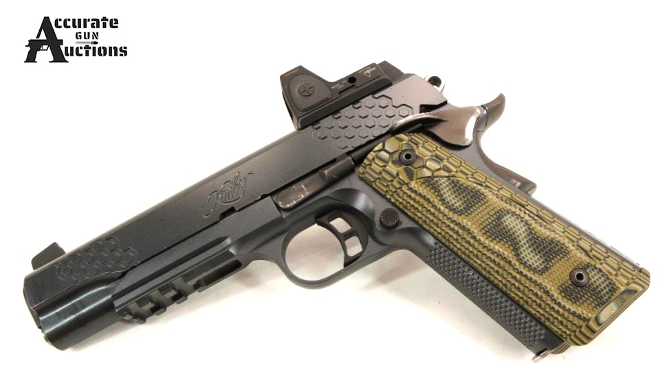 Kimber KH Custom RL 10mm: Make: Kimber Model: KH Custom RL Caliber: 10mm Action: Semi Barrel: 5 Bore: Shiny Serial # KF129582 Condition: Very Good The Kimber KHX Custom RL (OI/OR) in 10mm is a feature-rich, full-size 1911