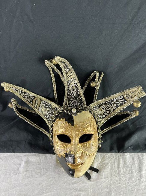 Venetian Harlequin Mask (1 of 1)