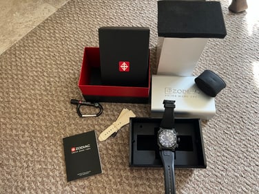 Swiss made Zodiac chronograph wrist watch $300 reserve and its yours