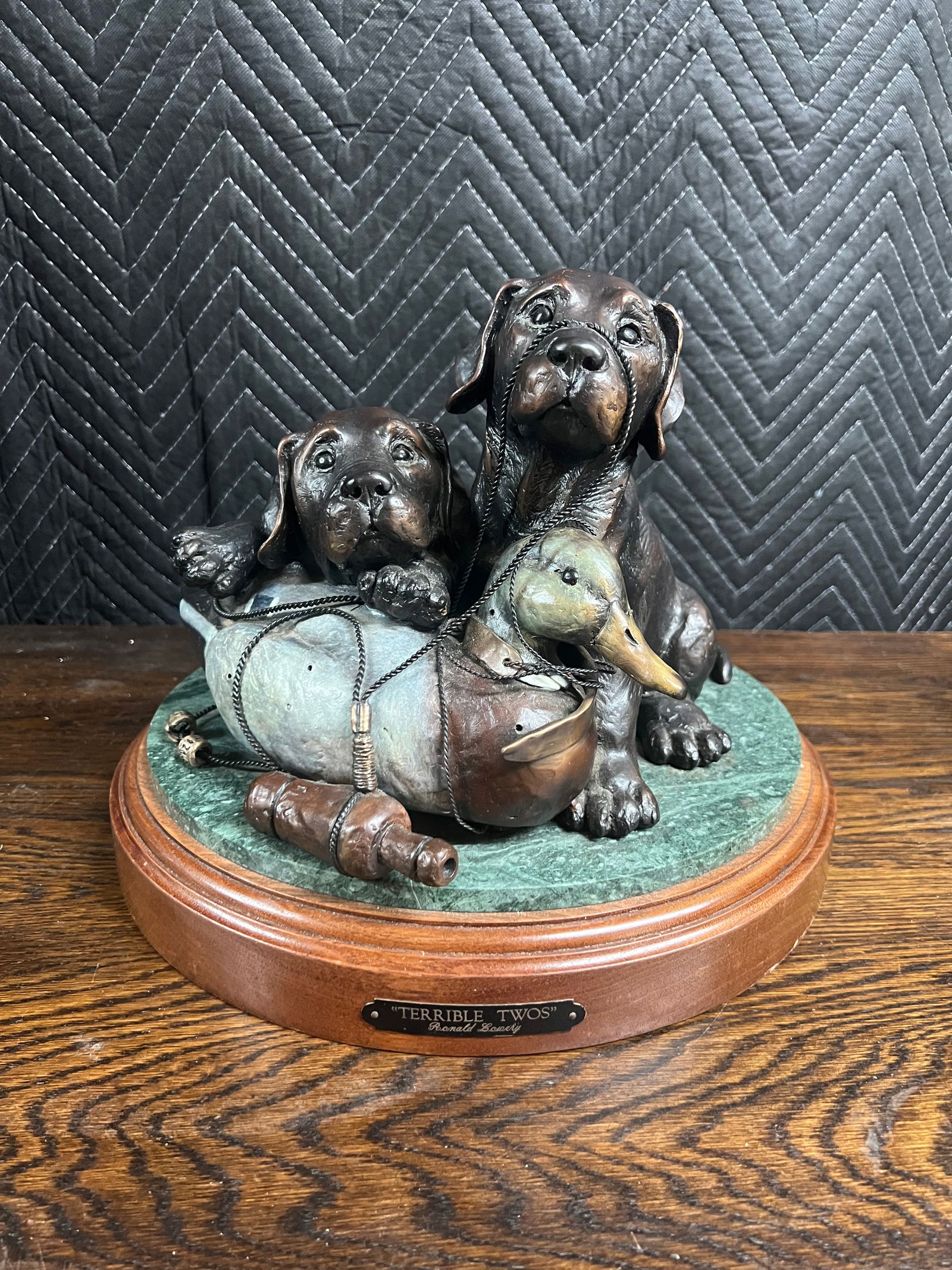 Robert Lowery bronze sculpture puppies duck decoy and hunting dogs (1 of 16)