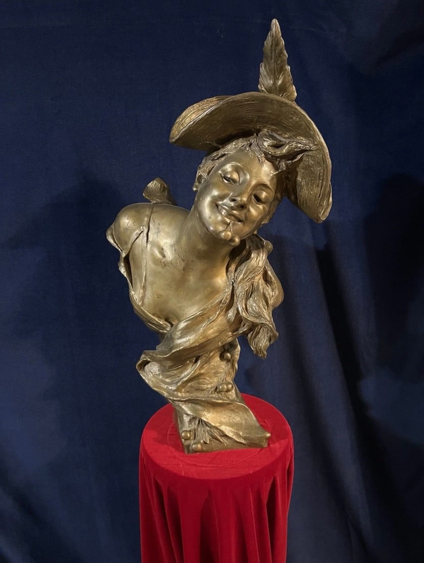 Georges van der straeten bronze sculpture (1 of 7)