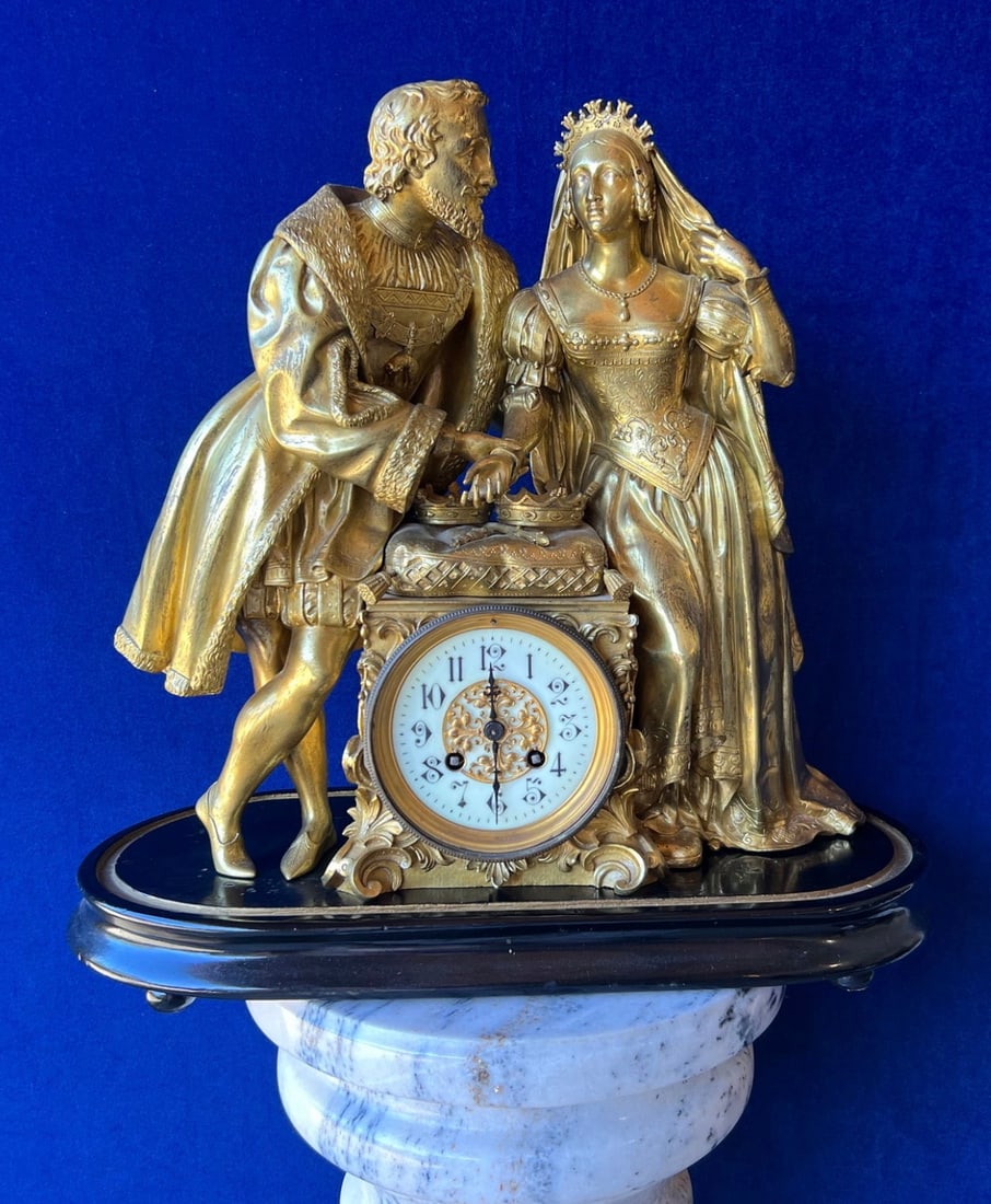 19 century French bronze sculpture of Charles 5 France and queen Joana: 17 x 17 x 8 Circa 1840 Lbs Fantastic natural carving.We can help with the shipping