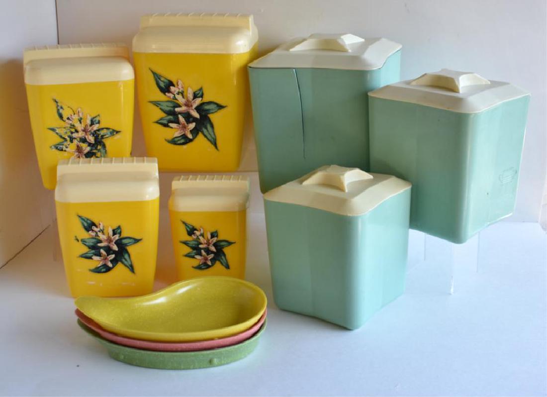MID-CENTURY KITCHEN ITEMS (1 of 5)