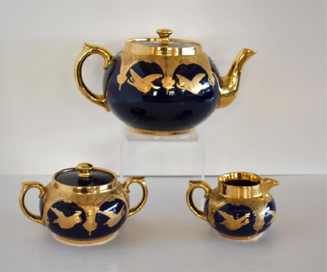 GIBSON'S POTTERY TEA SERVICE (1 of 5)