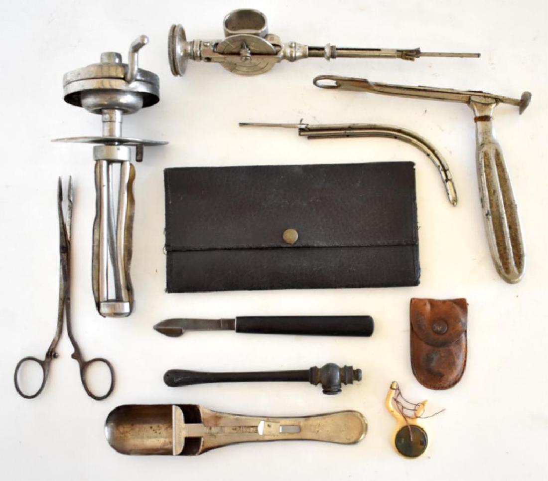 ASSORTED ANTIQUE MEDICAL SUPPLIES