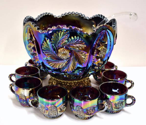Smith "whirling Star" Carnival Glass Punch Set
