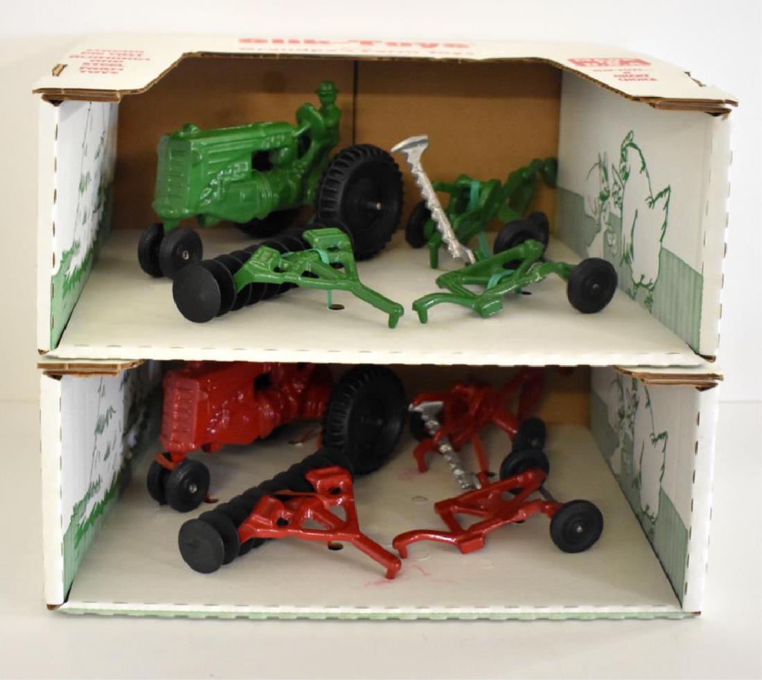 TWO 1/25 SCALE DIE CAST FARM TOYS (1 of 4)