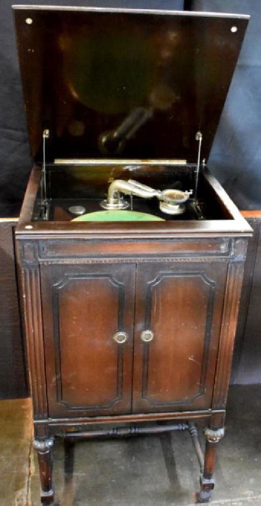 Phonograph Phonograph