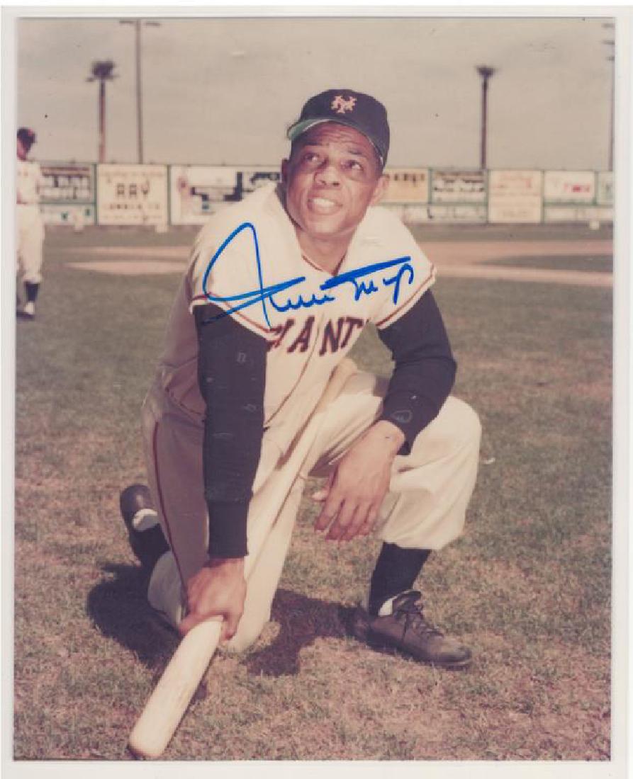 AUTOGRAPHED PHOTO OF GIANTS WILLIE MAYS (1 of 3)