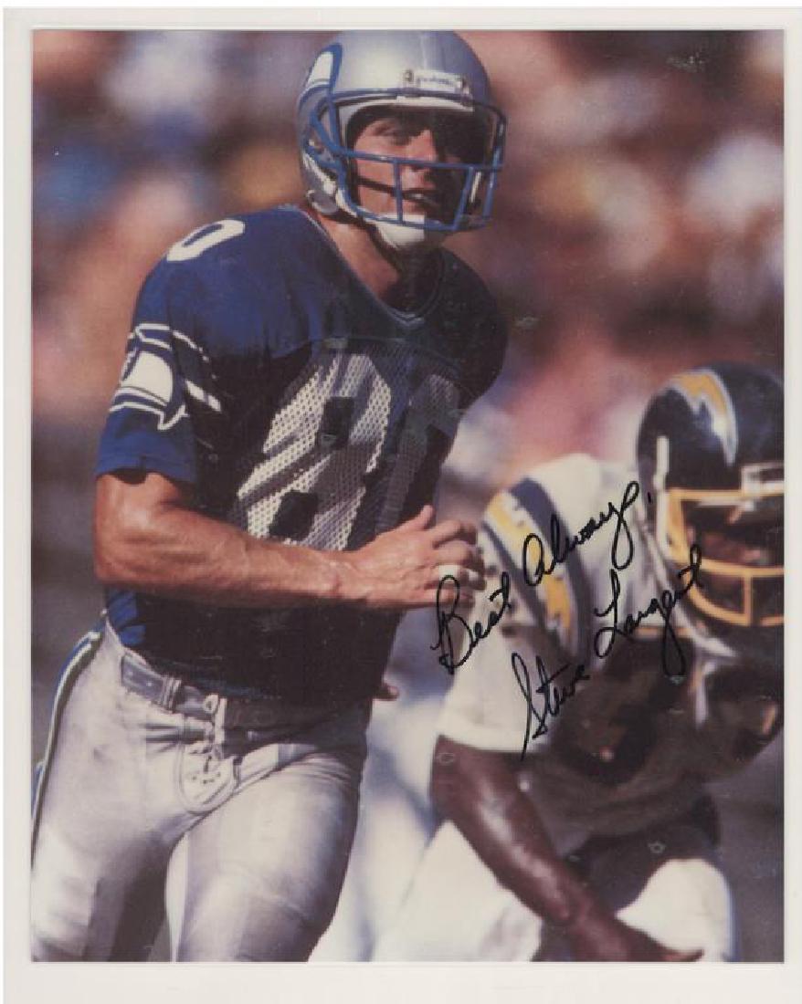 AUTOGRAPHED PHOTO OF SEAHAWKS STEVE LARGENT (1 of 3)