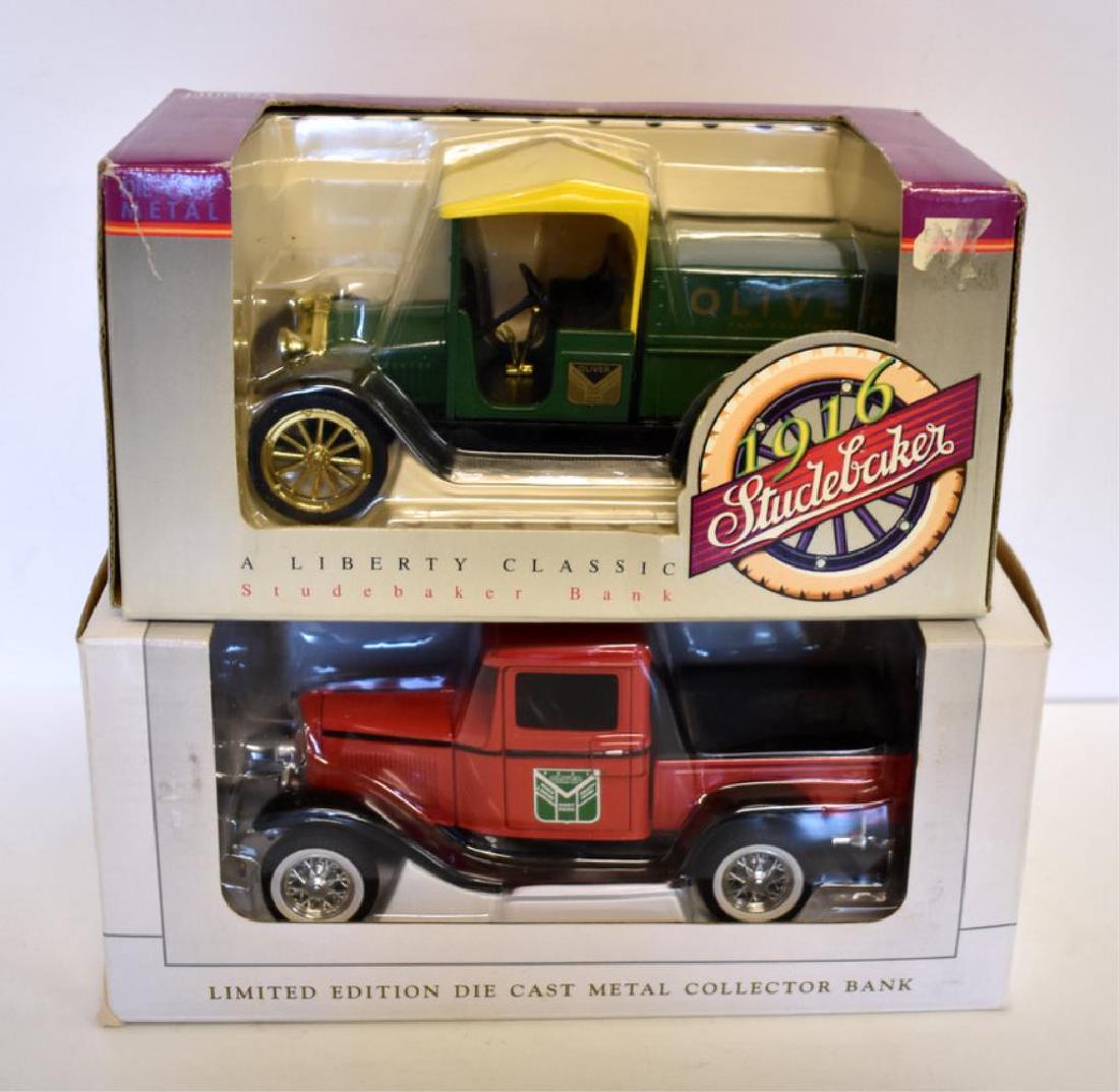 OLIVER TRUCK BANKS (NOS) (1 of 7)