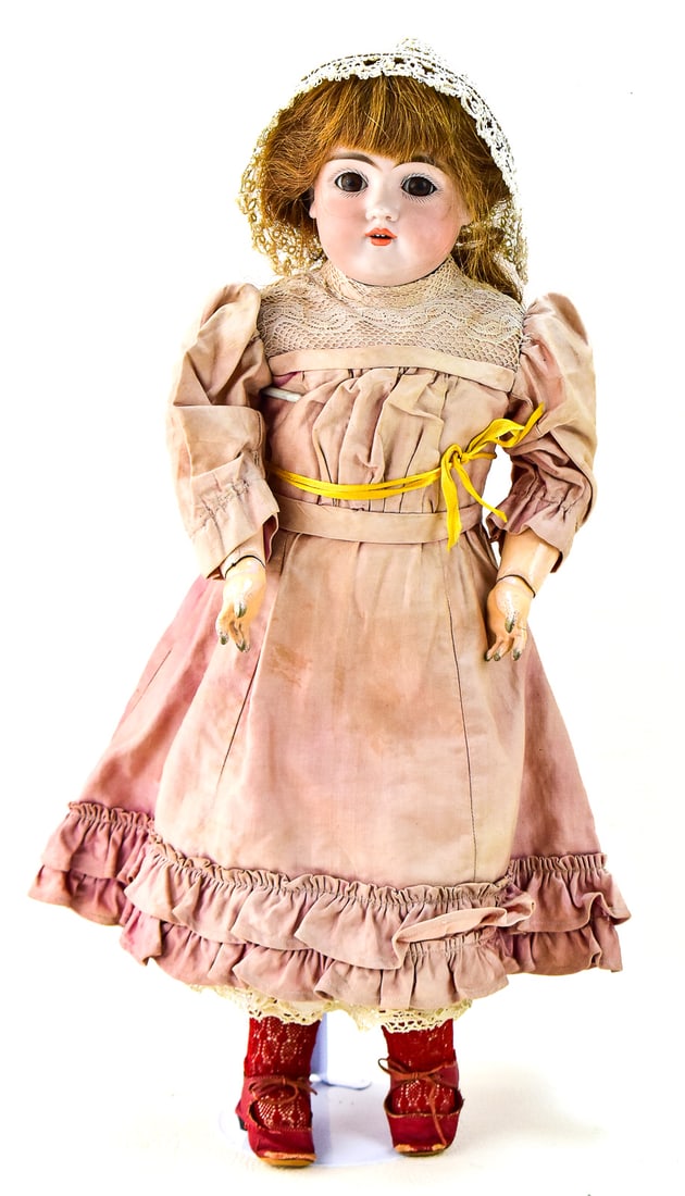 KESTNER GERMAN DOLL WITH PINK DRESS (1 of 4)