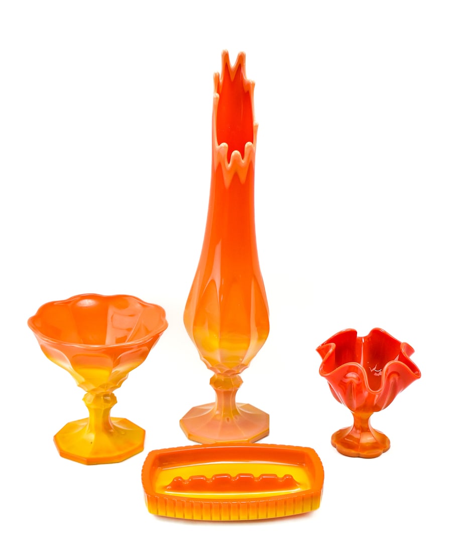 COLLECTION OF MIDCENTURY L.E. SMITH BITTERSWEET ORANGE GLASS (1 of 4)