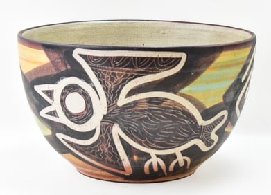 ABSTRACT BIRD POTTERY BOWL