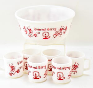 HAZEL ATLAS MILKGLASS TOM & JERRY SET