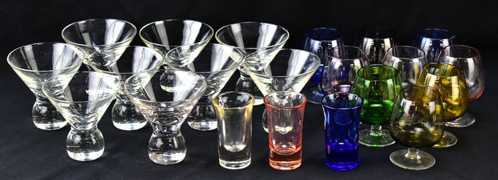 ASSORTED VINTAGE BARWARE