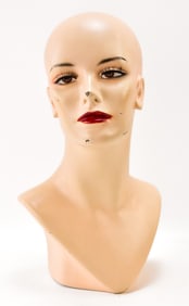 MANNEQUIN BUST WIG DISPLAY