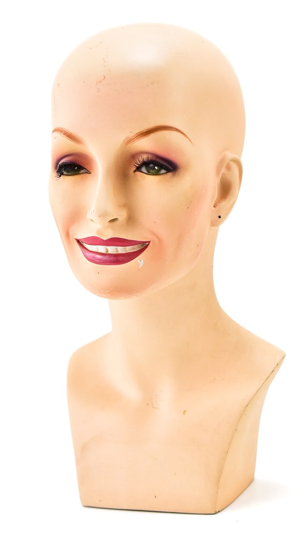 DOLLY PARTON MANNEQUIN BUST WIG DISPLAY (1 of 6)