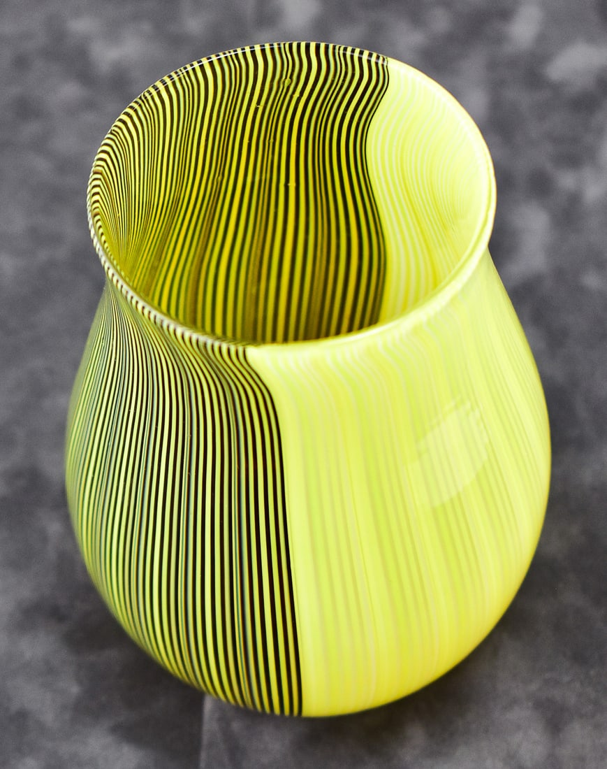 CARLO SCARPA FOR VENINI TESSUTO VASE (1 of 7)