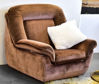 1970s JITONA FURNITURE VELOUR LOUNGE CHAIR