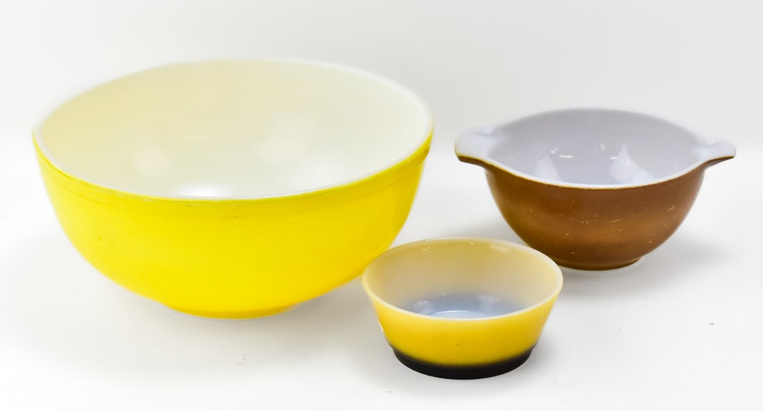 PYREX & ANCHOR HOCKING OVENWARE (1 of 4)