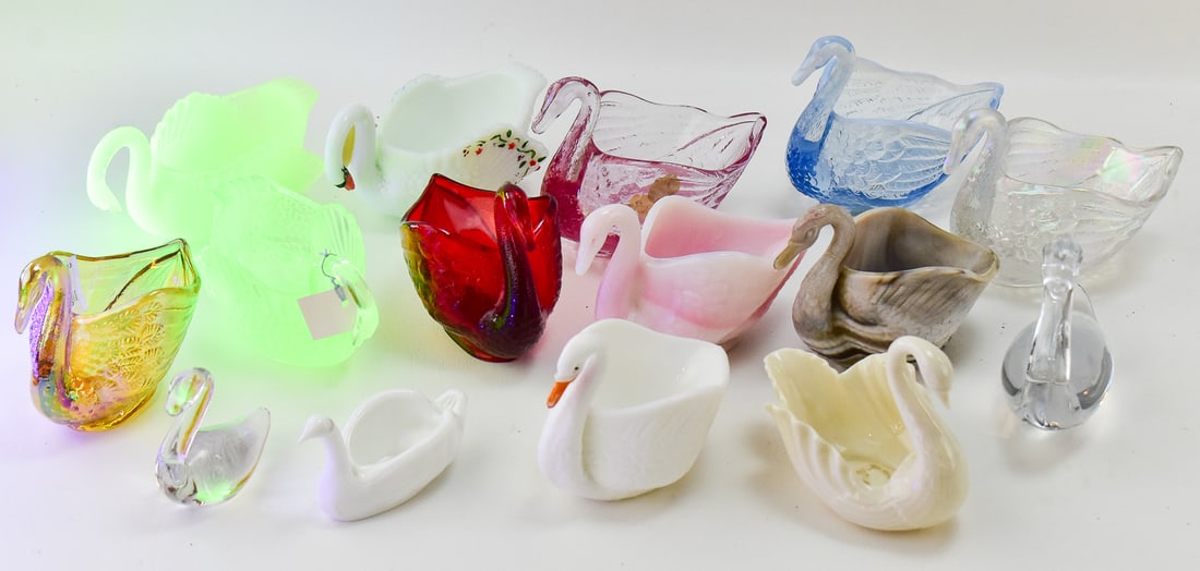 COLLECTION OF PATTERN GLASS SWAN DISHES BY FENTON & OTHERS (1 of 5)