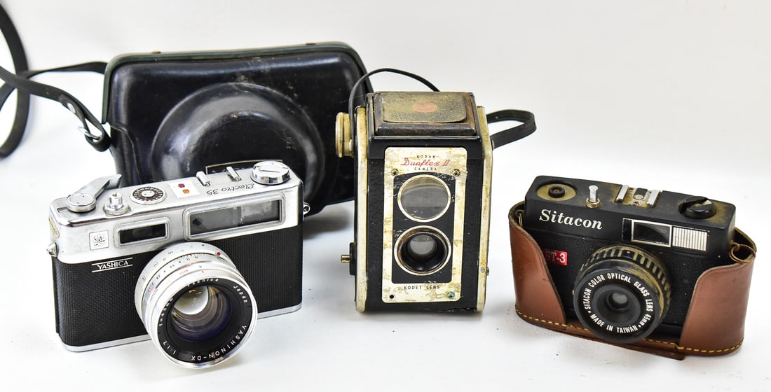 ASSORTED VINTAGE FILM CAMERAS (1 of 1)