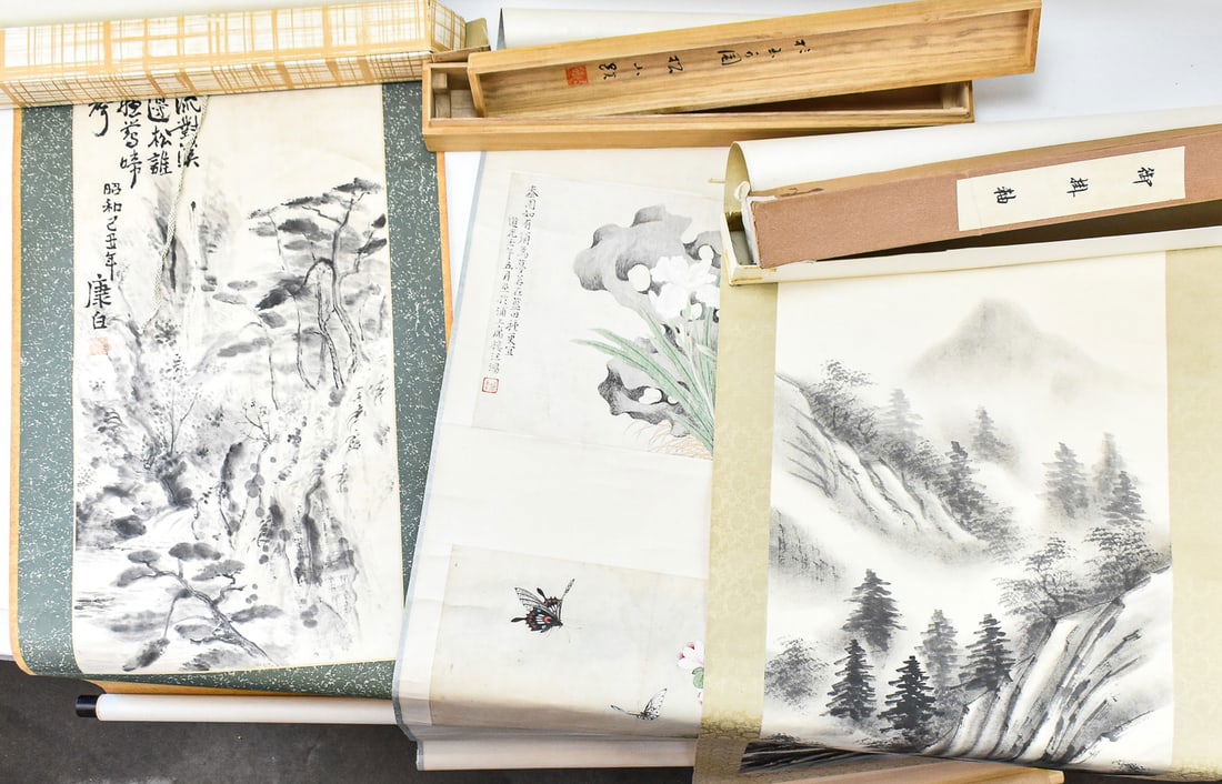 THREE JAPANESE BOXED SCOLLS: LANDSCAPE AND FLORAL (1 of 5)