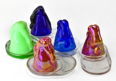 FIVE MCKEE-MOSER STYLE 'BOTTOMS UP' SHOT GLASSES WITH UNDERPLATES: CARNIVAL GLASS, COBALT, AND
