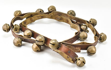 VICTORIAN BRASS AND LEATHER HORSE SLEIGH BELLS